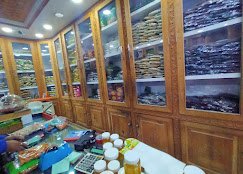 Amin Bin Khalik - photo 2 - Dry Fruits and Saffron Stores in Srinagar