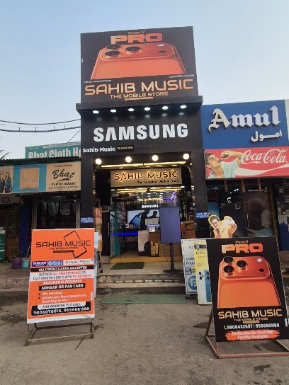Sahib Music The Mobile Store - photo 5 - Electronics and Mobile Shops in Srinagar