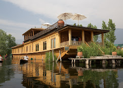 Sukoon Houseboat Logo