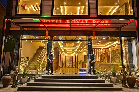 Royal Park Hotel Srinagar Logo